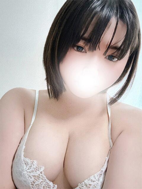 こはる 白いぽっちゃりさん（ぽっちゃり専門ホテヘル）