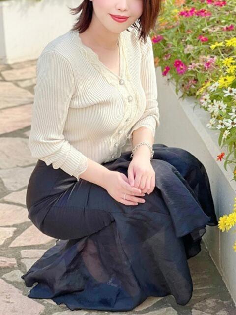山下れな 月の真珠-新宿-(デリヘル(人妻若妻専門店))