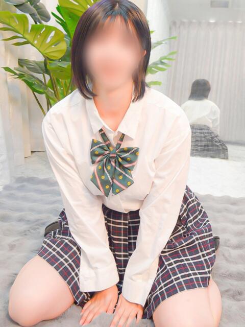 りな CHARMANT（シャルマン）（デリヘル）