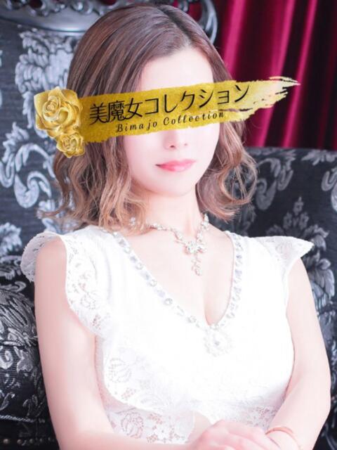 羽玖(はく)♥小柄美人完全未経験 美魔女コレクション（ソープランド）