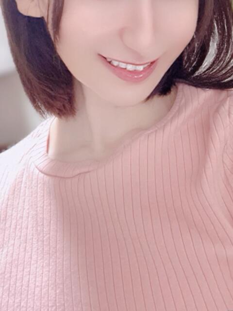 琥珀きら 人妻コレクション（【非風俗】メンズエステ）