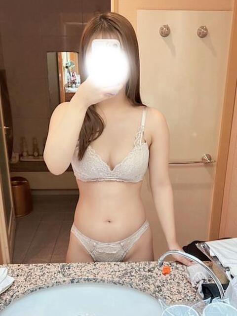 なほ Aromaスク水女学院（風俗エステ）