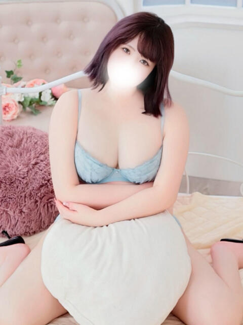 やすほ ぽっちゃり巨乳素人専門店ぷにめろ渋谷店（ぽっちゃり系デリヘル）