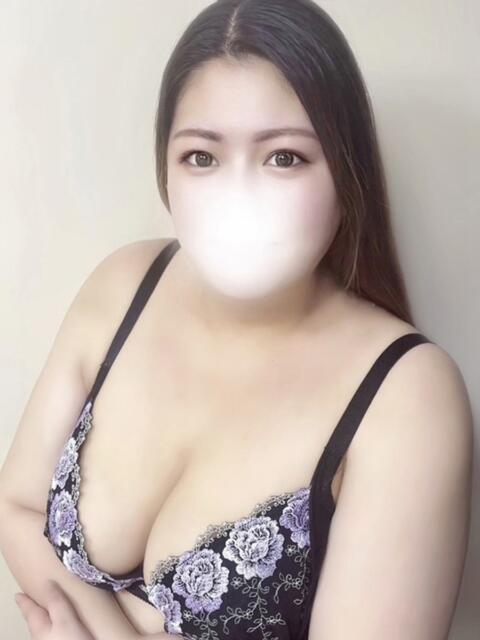 はるな ぽっちゃり巨乳素人専門店ぷにめろ渋谷店（ぽっちゃり系デリヘル）