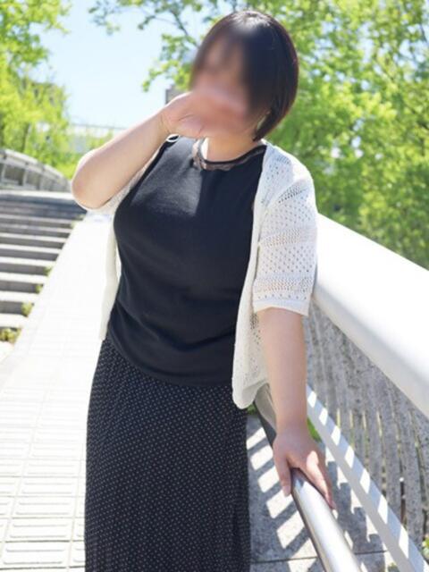 なこ 即アポマダム~名古屋店~(人妻系デリヘル)