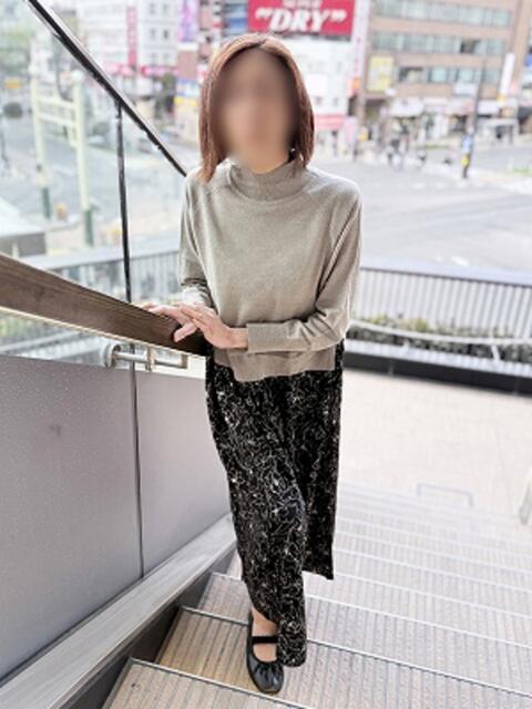 にこ 完熟ばなな札幌・すすきの（人妻熟女デリヘル）
