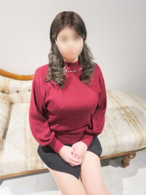 秋田 ゆな 人妻セレブ宮殿（人妻デリヘル）