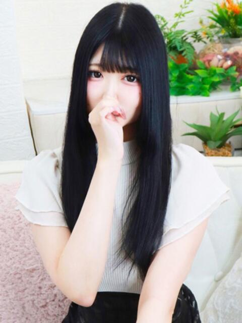 めい 高級オナクラ　ひよこクラブ（オナクラ・手コキ）