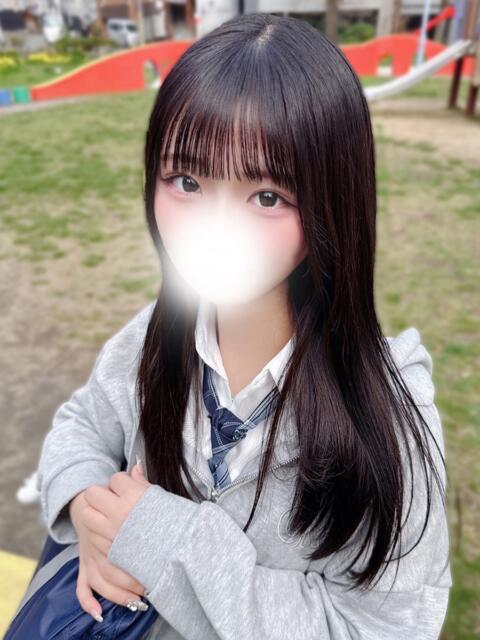 ゆあ 学校帰りの妹に手コキしてもらった件 梅田(派遣型オナクラ(手コキ))