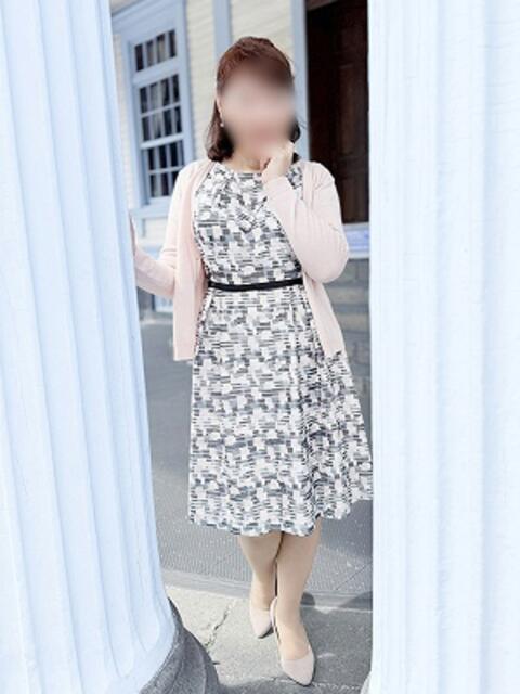 かおる 完熟ばなな札幌・すすきの（人妻熟女デリヘル）