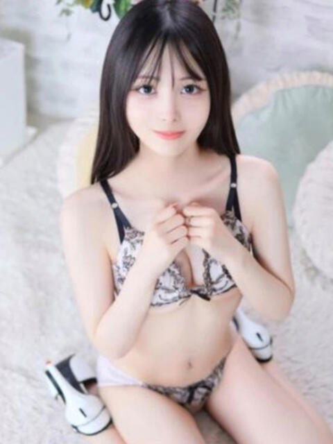 ☆りほ☆撮影無料 ◆プラウディア◆AAA級素人娘在籍店（デリヘル）