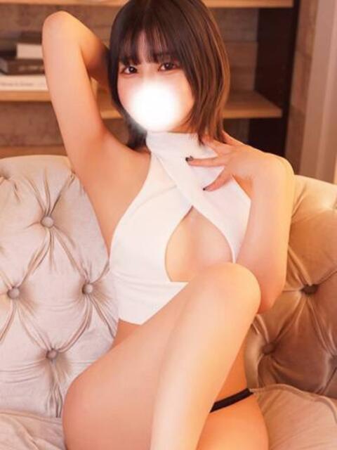 るな 金の玉クラブ池袋～密着睾丸マッサージ～（本格睾丸マッサージ＆派遣型回春マッサージ）