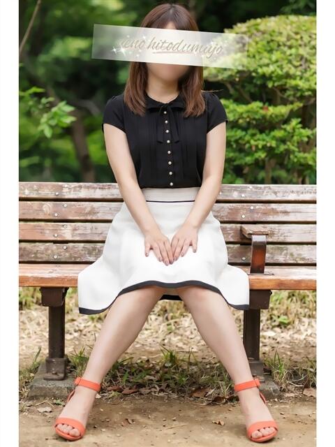 由利(ゆり) 上野人妻城（人妻路上待ち合わせデリヘル）
