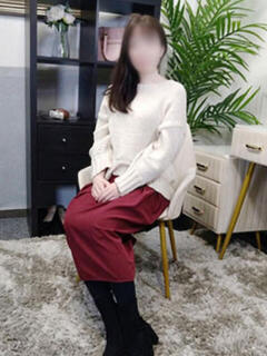 栞里