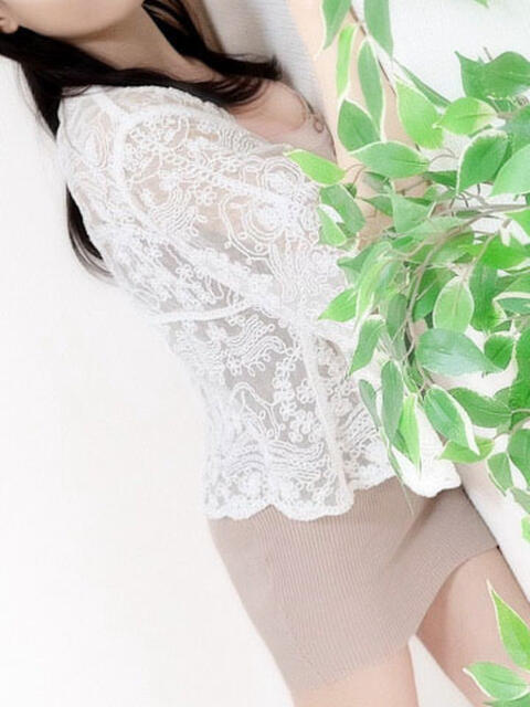 すずね 熟女デリヘル 女神の極み（待ち合わせ型熟女デリヘル）