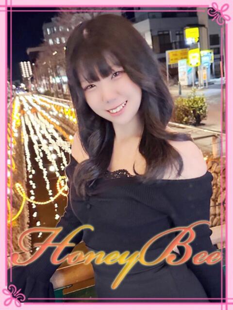 みる（潮吹き女子大生×ドM！ ハニービー（Honey Bee）（デリヘル）