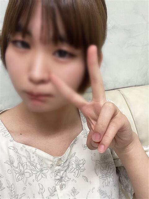 たお 渋谷くいーんず（素人専門ホテヘル＆デリヘル）