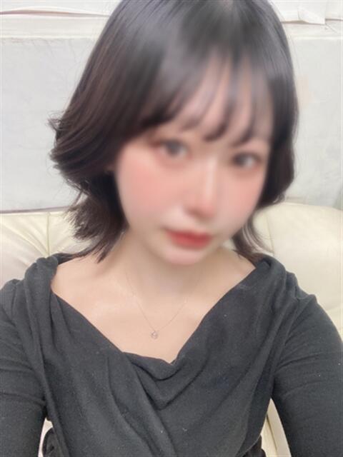 ゆり 渋谷くいーんず（素人専門ホテヘル＆デリヘル）