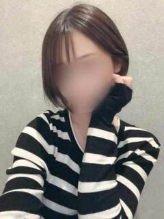 ライラ巨乳ショートっ子