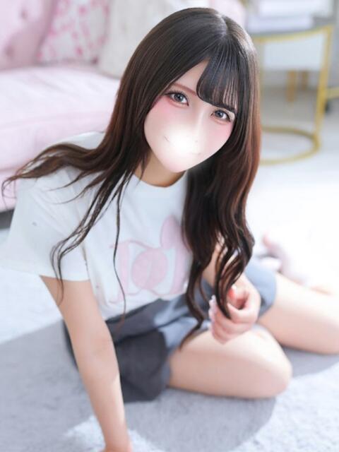 まみ★男性経験1人奇跡の原石★ 渋谷S級素人清楚系デリヘル chloe（デリヘル）