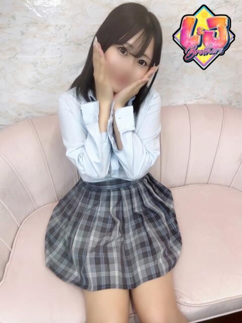 あんず 見惚れるほどのE乳美女 L&Jブラザーズ(デリヘル)