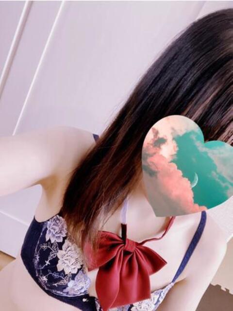 井上 りら(人妻) 女子会×プレミアム（デリヘル）