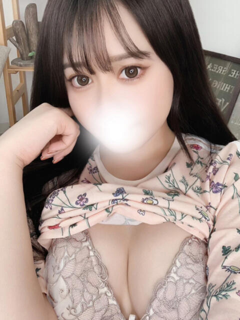 りつ 白いぽっちゃりさん錦糸町店(ぽっちゃりデリヘル)