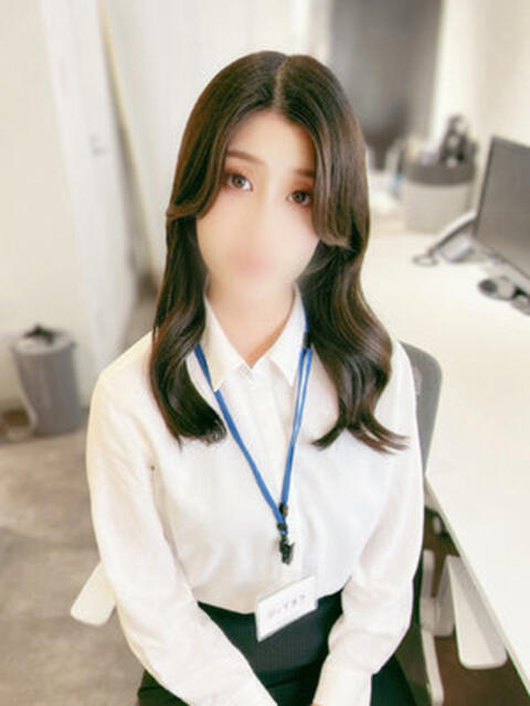 神崎れい e女商事 池袋店（ホテヘル＆デリヘル）