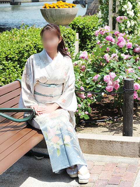 ひみこ 奥鉄オクテツ兵庫（人妻デリヘル）