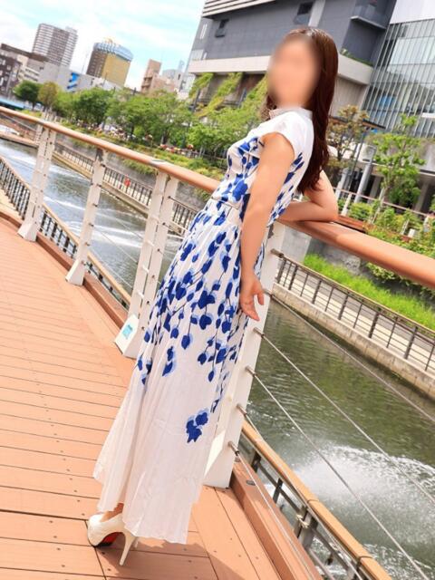 亜貴子 東京人妻フォーシーズンズ（人妻・熟女待ち合わせデリヘル）