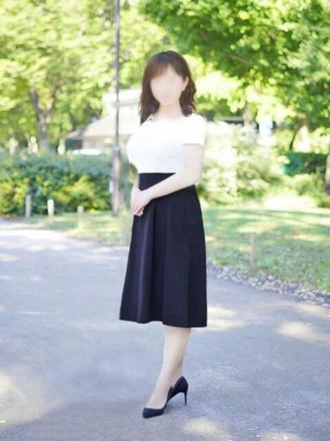 沖山 夏子 こあくまな熟女たち 上野・御徒町店 (KOAKUMAグループ)（人妻・熟女デリヘル）
