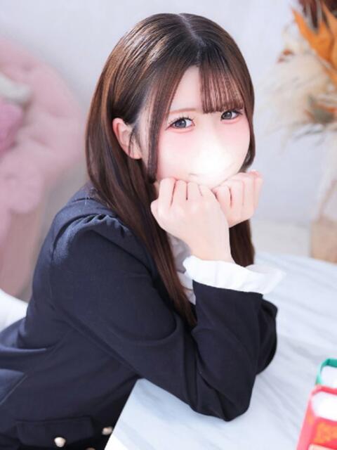まり★純真無垢なアイドル巨乳★ Chloe五反田本店　S級素人清楚系デリヘル（デリヘル）