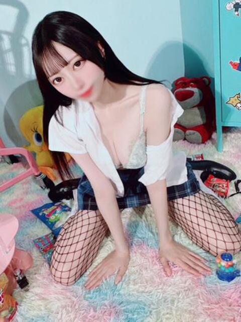 りお 甘サド美少女、お貸しします。（デリヘル）