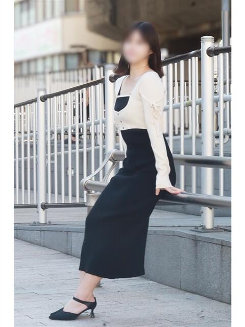 もえ 奥鉄オクテツ兵庫（人妻デリヘル）
