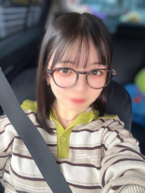 ともちん とある風俗店♡やりすぎさーくる新宿大久保店♡で色んな無料オプションしてみました（デリヘル）