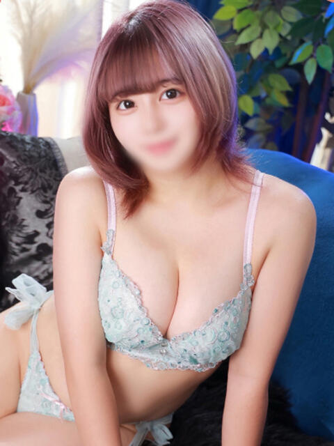 鶴見まお ウルトラホワイト（デリヘル）