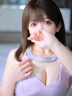 えみり　その谷間。まさに絶景。 CELEB FACE NAKASU（中洲/ソープ）