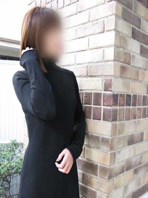 みな実 CLASSY(クラッシー).神戸(待ち合わせ型人妻・淑女デリヘル)