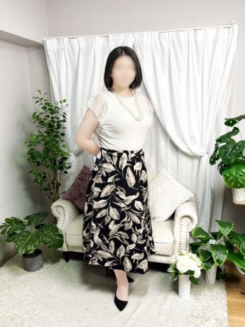 篠宮 いおり こあくまな熟女たち姫路店(KOAKUMAグループ)(人妻・熟女デリヘル)