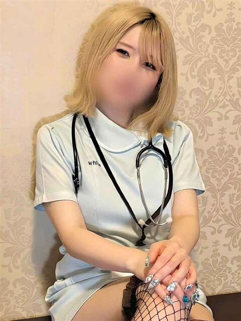 かなみ WHITE(ホワイト)（ファッションヘルス）