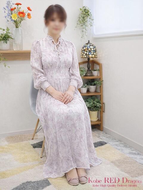 内海 さくら 神戸RED DRAGON（待ち合わせ型人妻デリヘル）