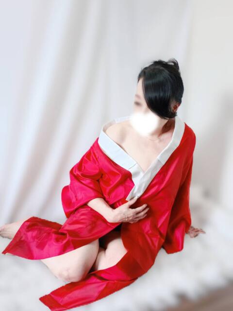 瞳 艶（エン）（デリヘル）