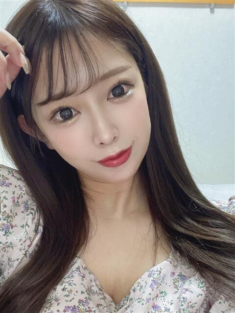 まみ 港区女子とエッチな関係（デリヘル）