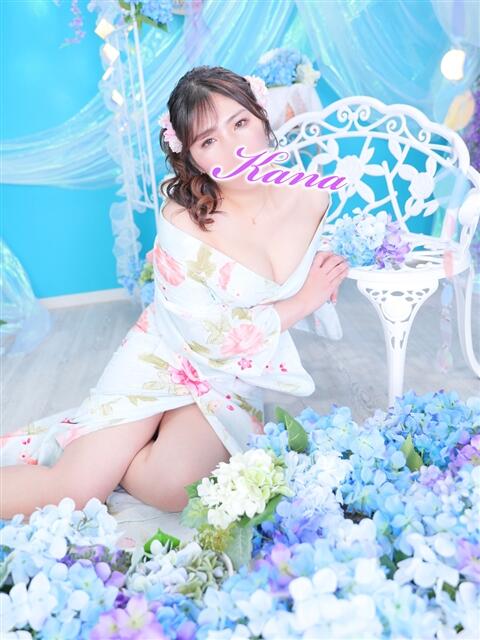 かな 西船人妻花壇（人妻デリヘル）