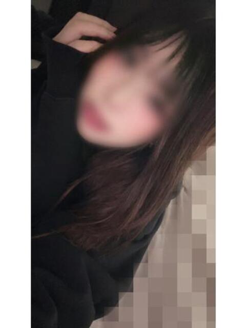 18歳☆レオナ チュパチャップス（デリヘル）