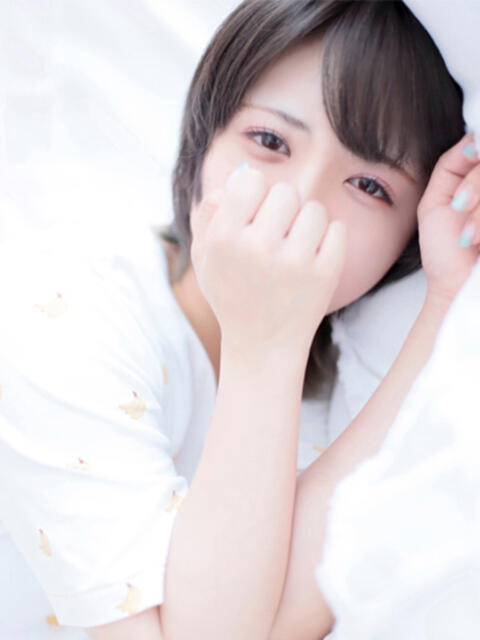 まり　ショートヘア清楚美少女 AROMA FACE NAKASU（ソープランド＆アロマエステ）