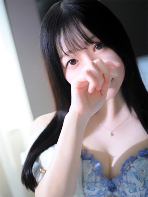 まゆ　清楚系幼妻 CELEB FACE NAKASU（人妻ソープランド）