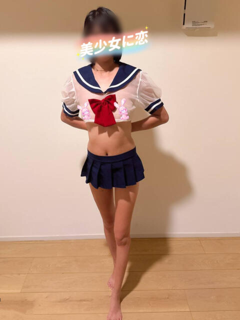 あけみ 美少女に恋（アジアンデリヘル）