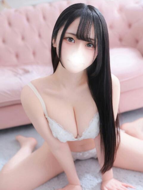 ひかり★巨乳×18歳清純派JD Chloe五反田本店　S級素人清楚系デリヘル（デリヘル）