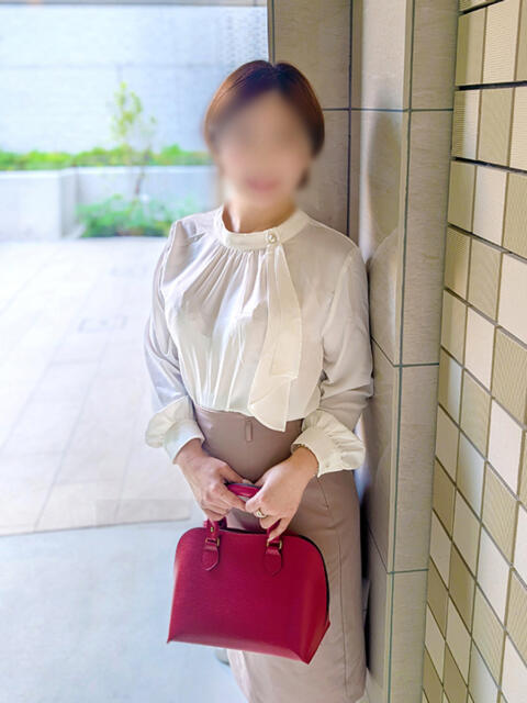 つばさ 完熟ばなな 谷九店（熟女待ち合わせ型デリヘル）